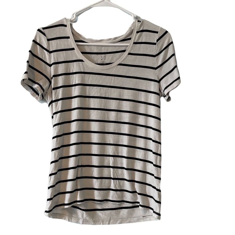 Basic black and white T-shirt